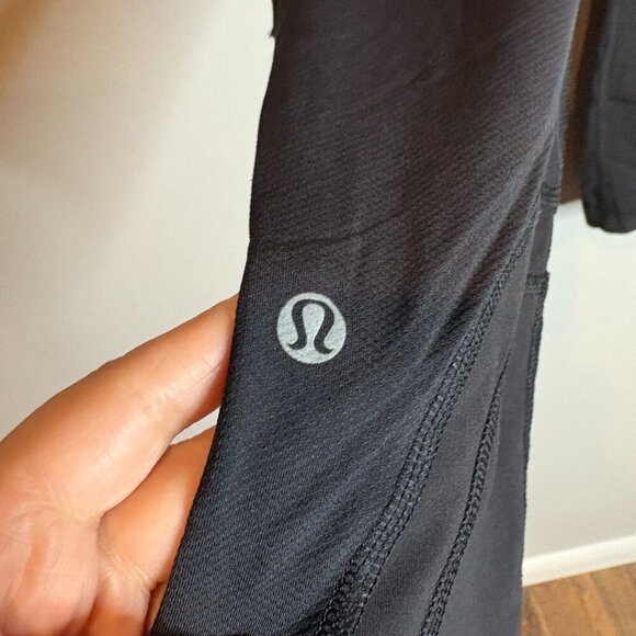 Lululemon black Run Inspire crops - Picture 2 of 5